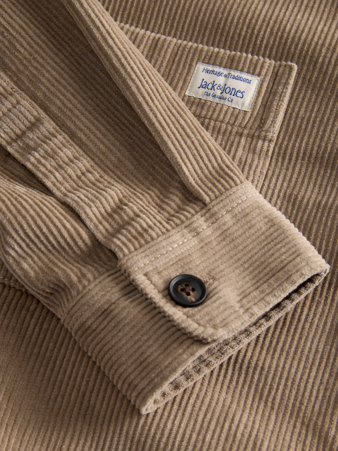 model_shot-detail