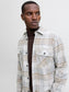 model_shot-creative