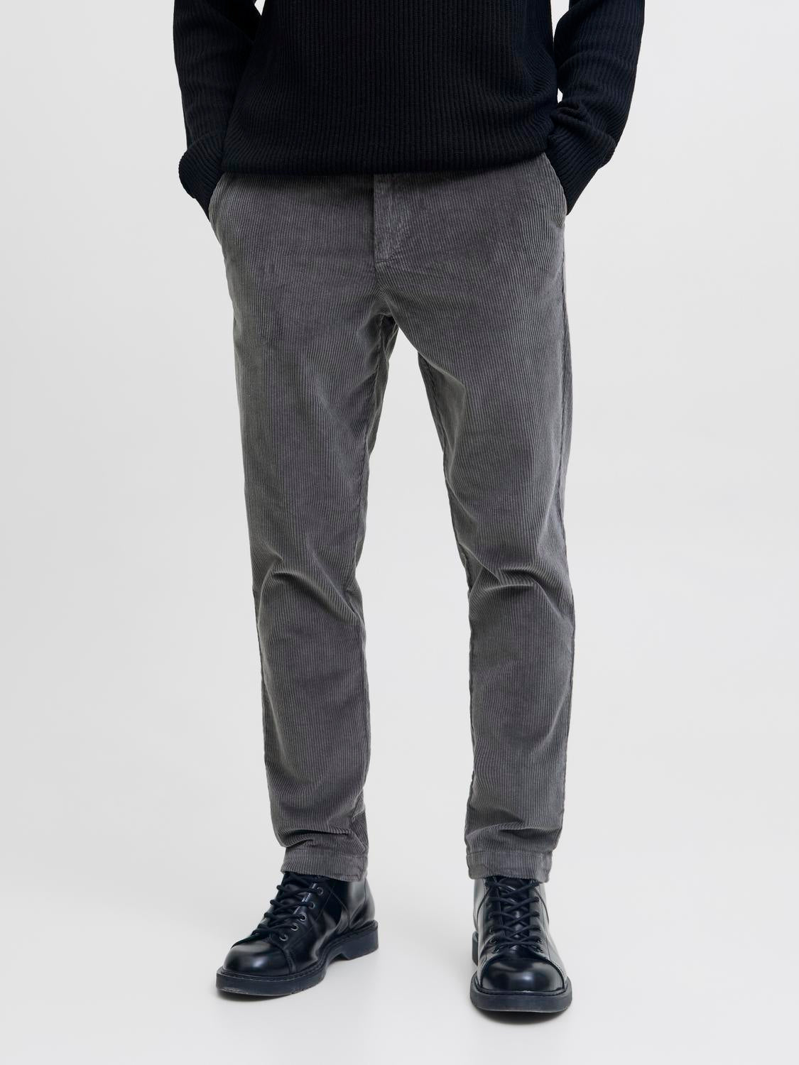 model_shot-front