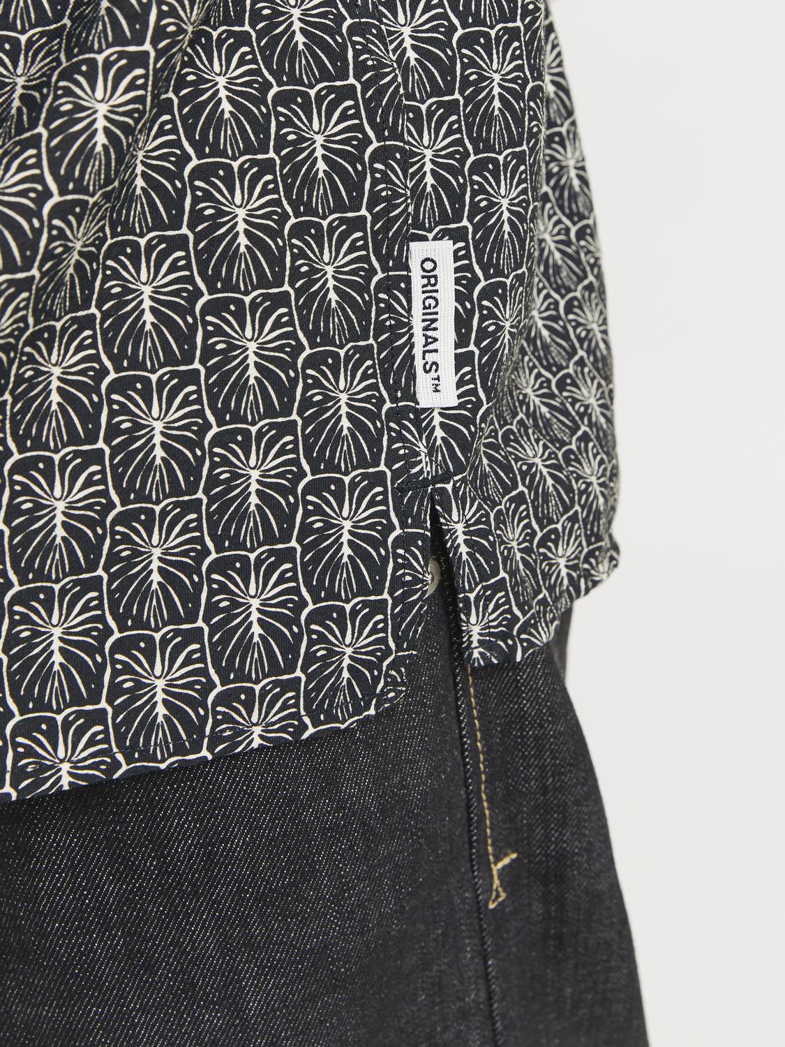 model_shot-detail