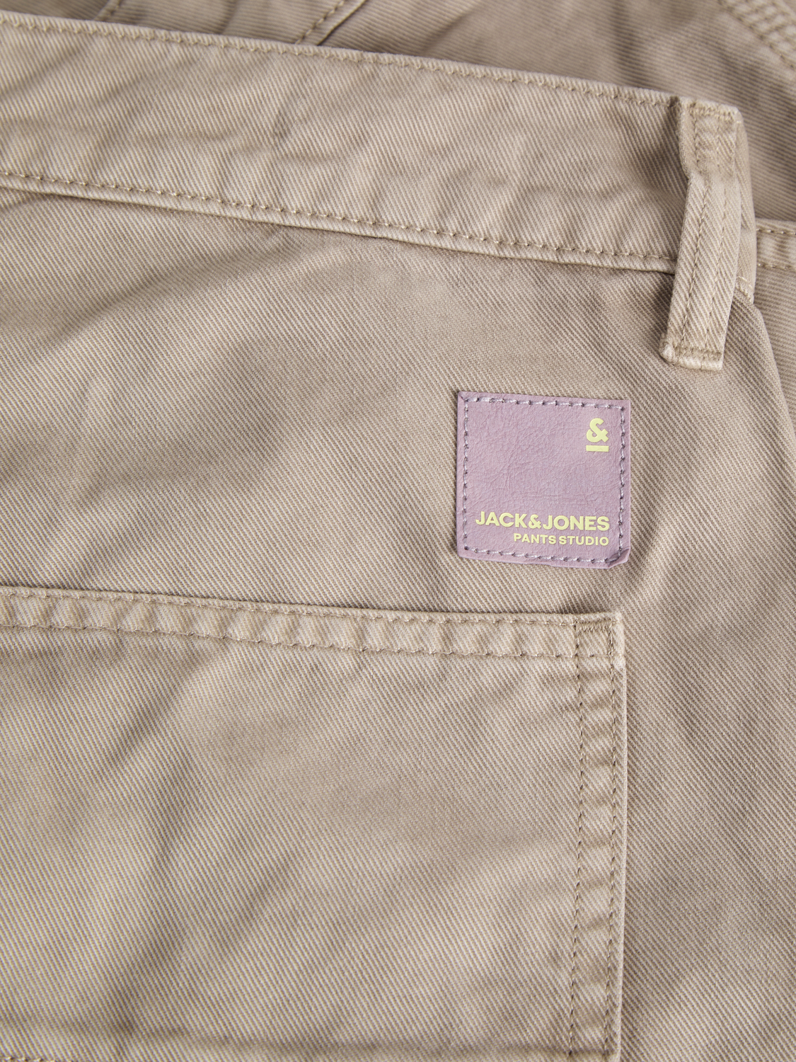 model_shot-detail