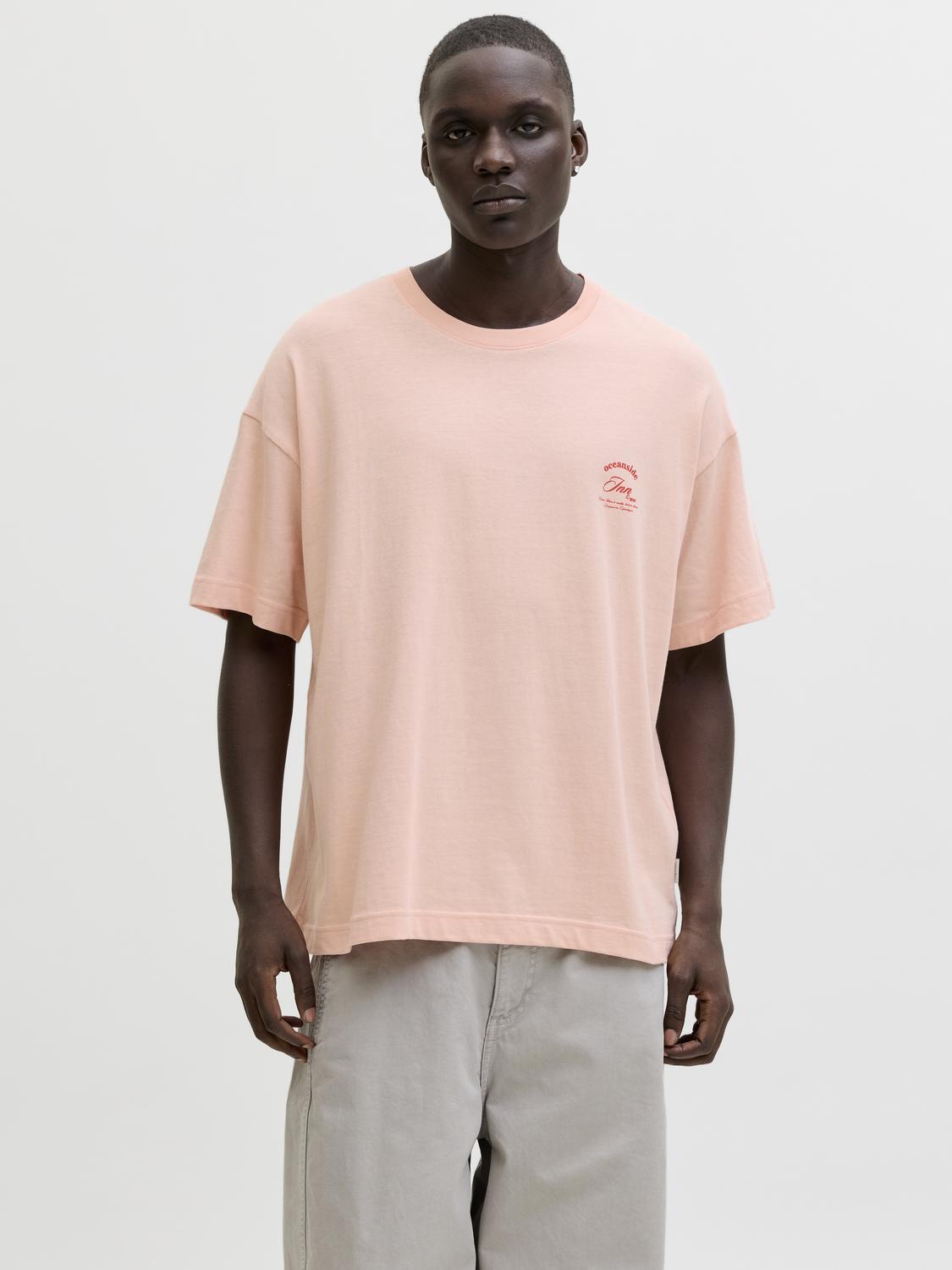 model_shot-front