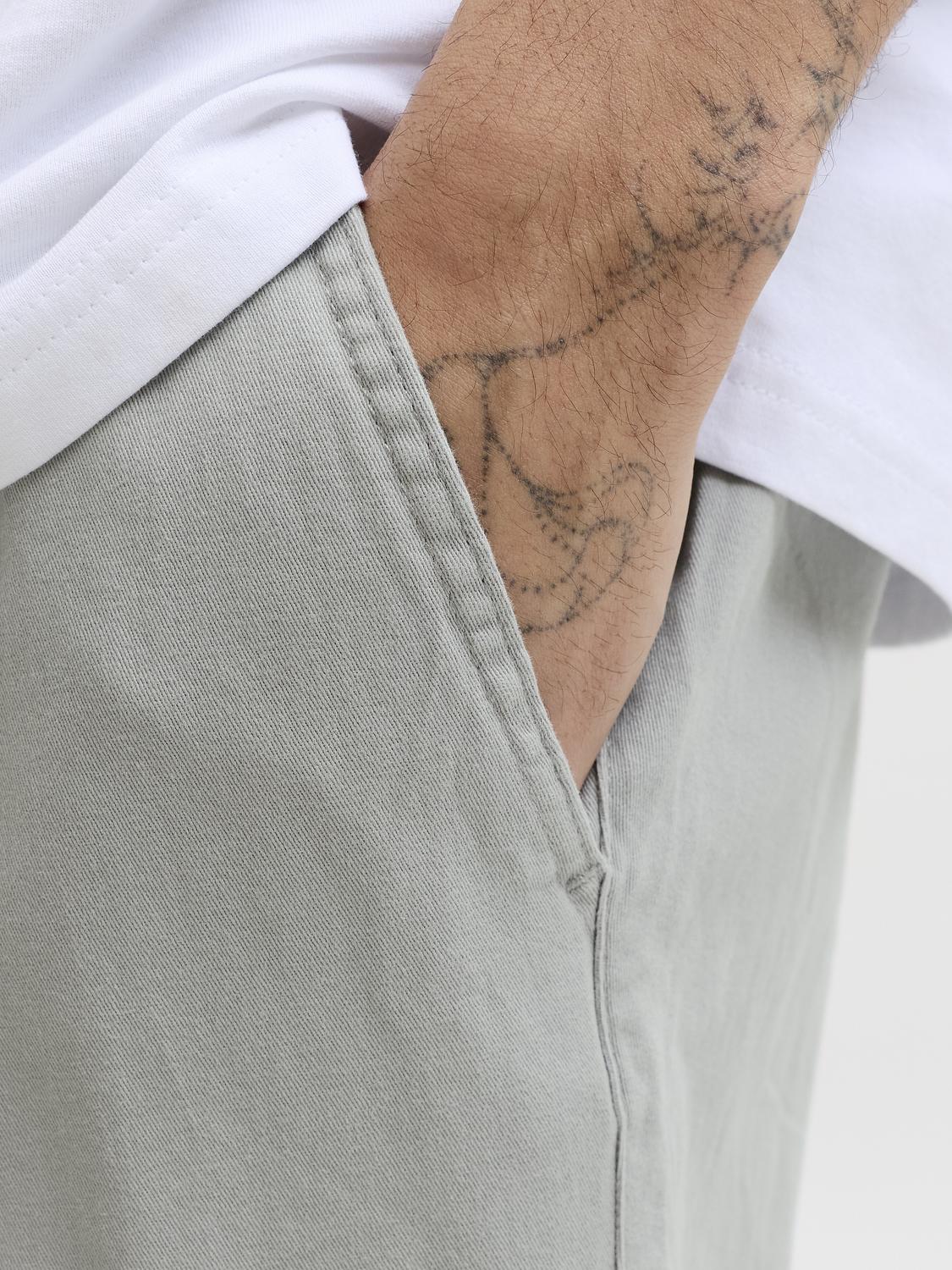 model_shot-detail