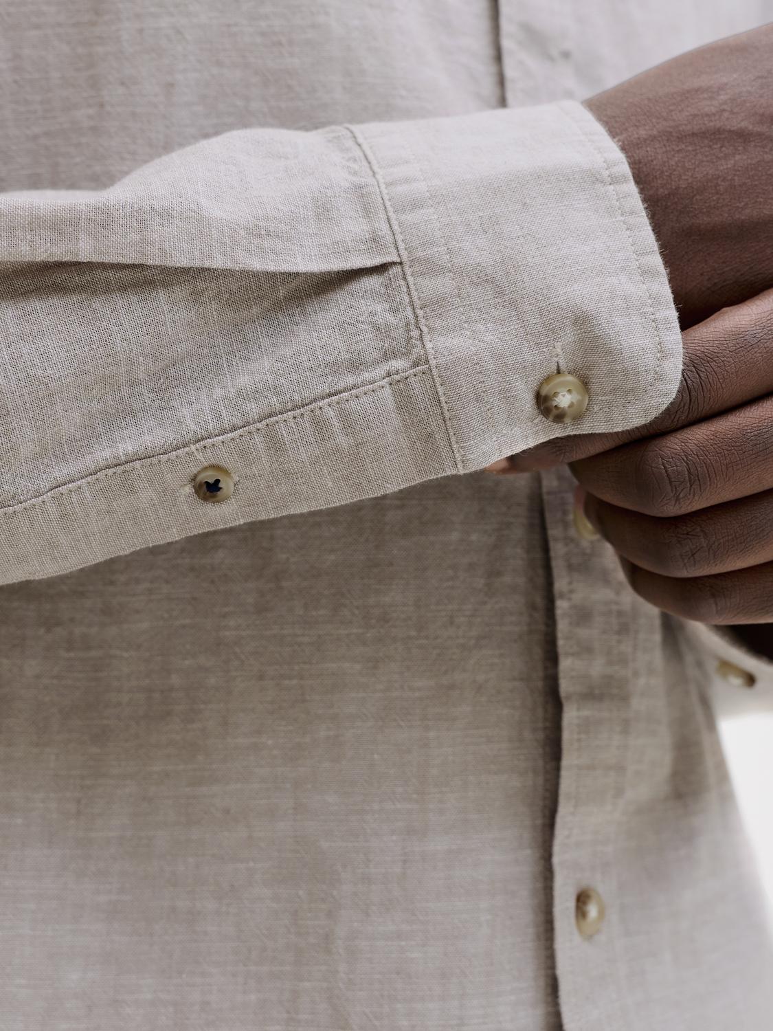 model_shot-detail