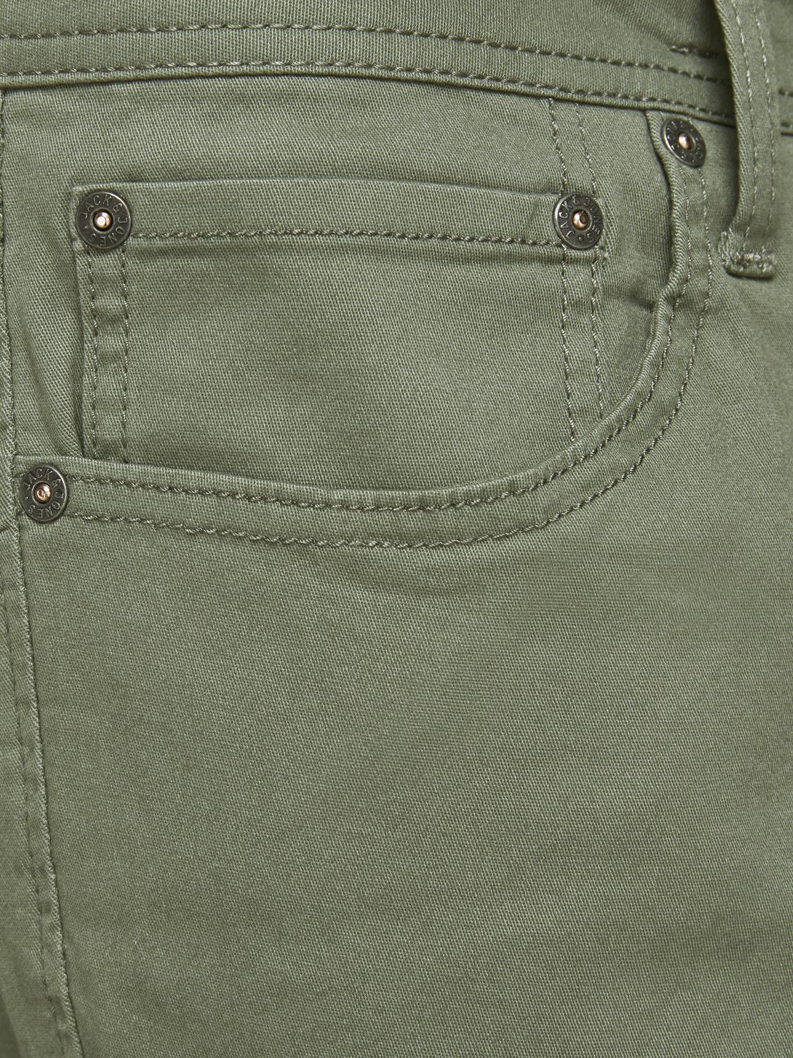 model_shot-detail