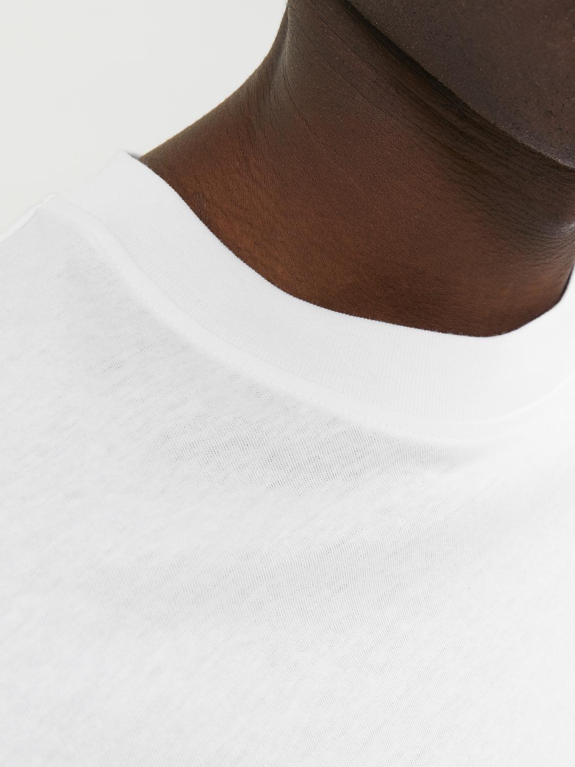 model_shot-detail