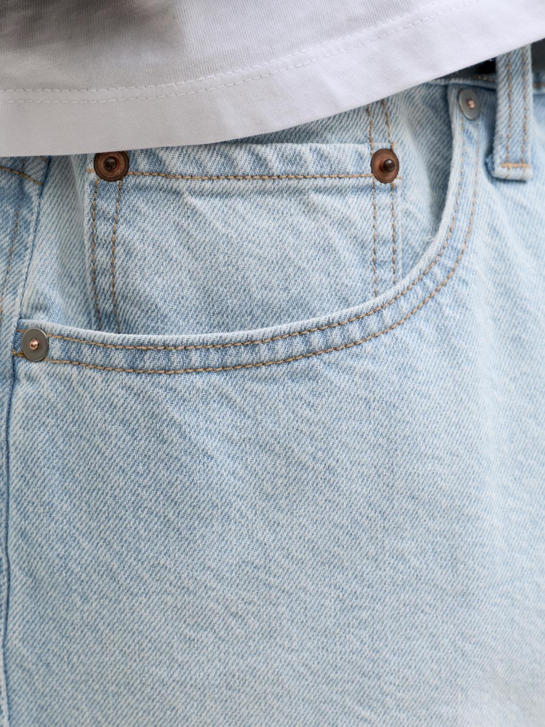 model_shot-detail