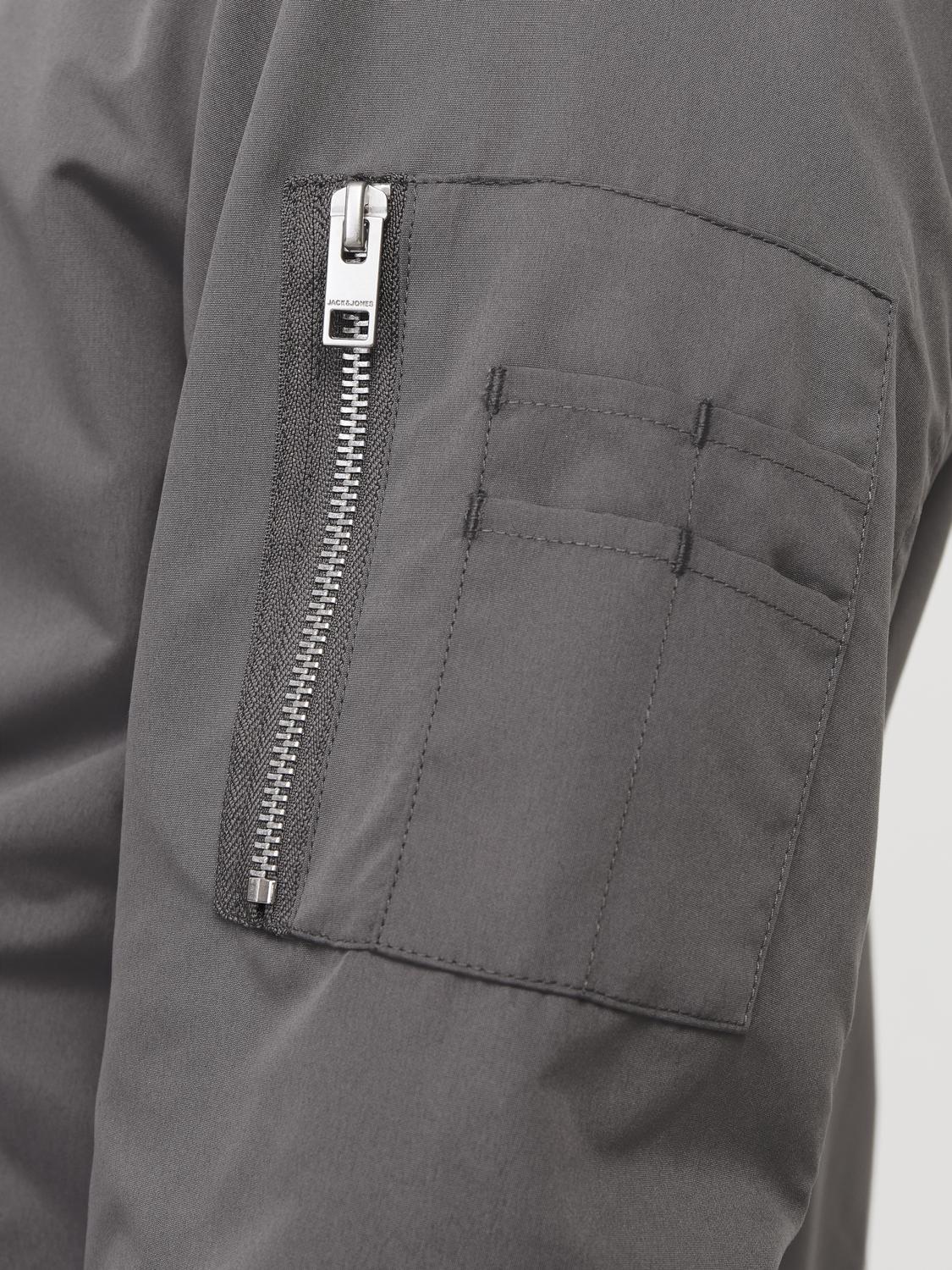 model_shot-detail