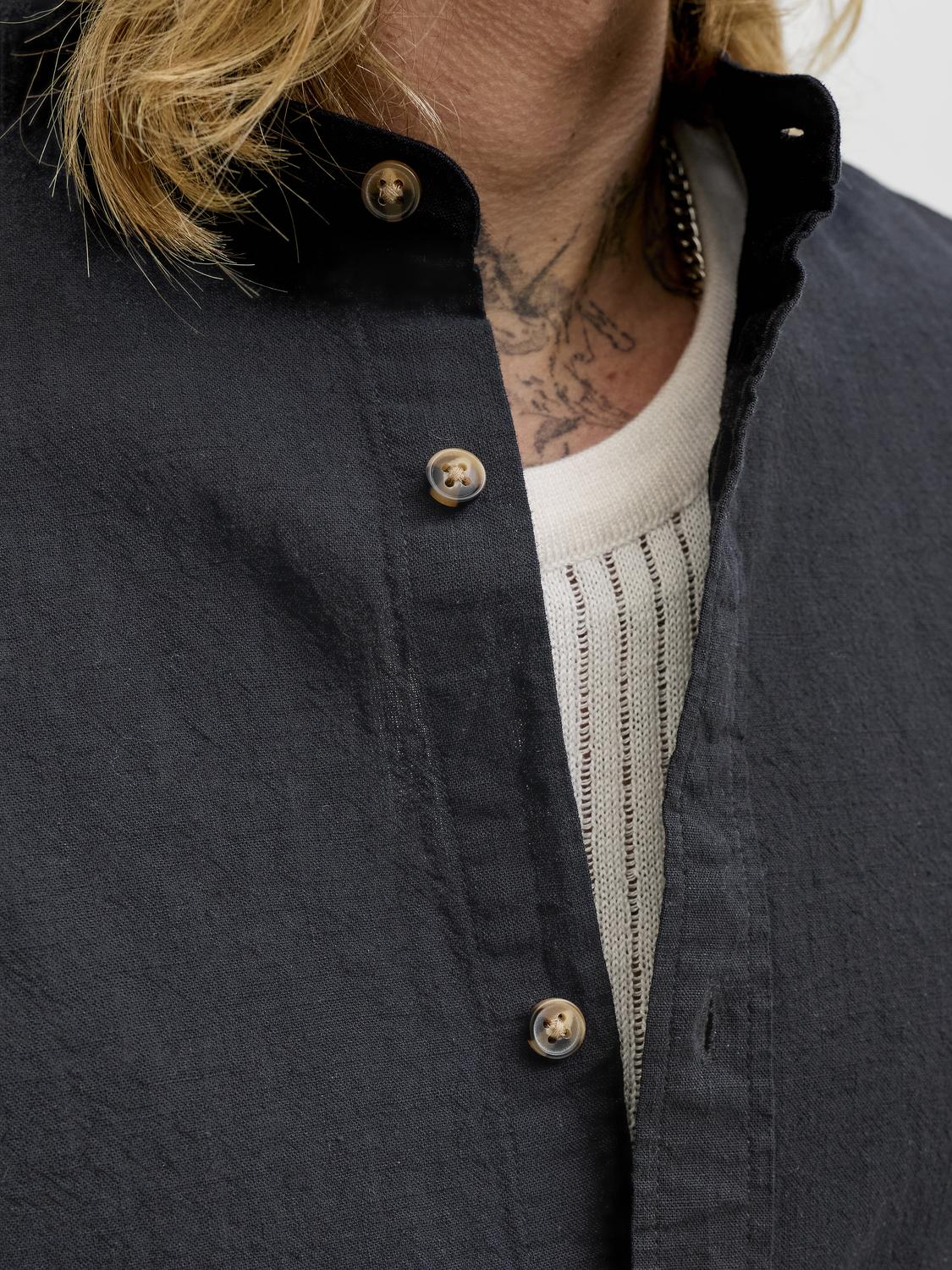 model_shot-detail