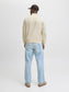 model_shot-back