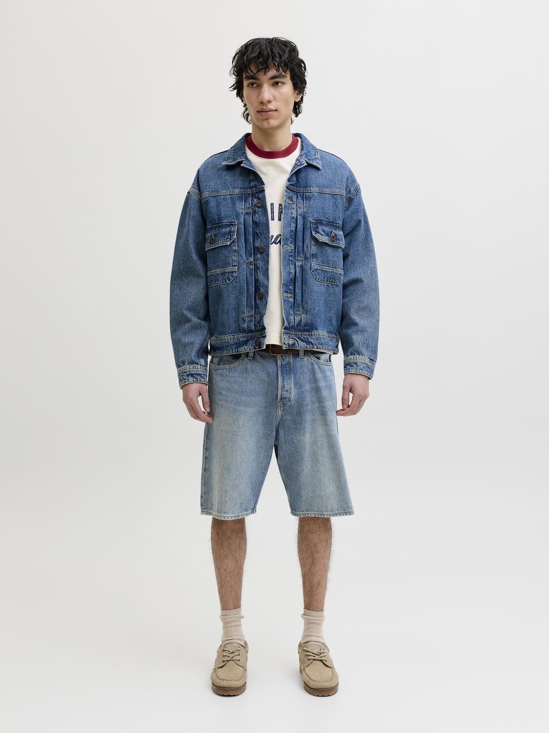 model_shot-front_full