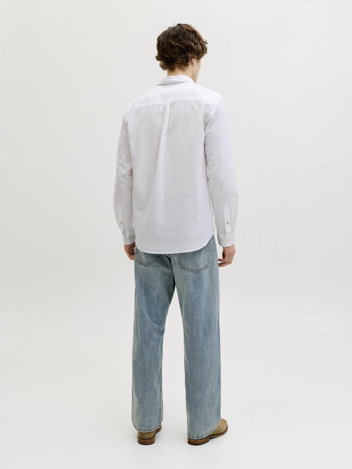 model_shot-back