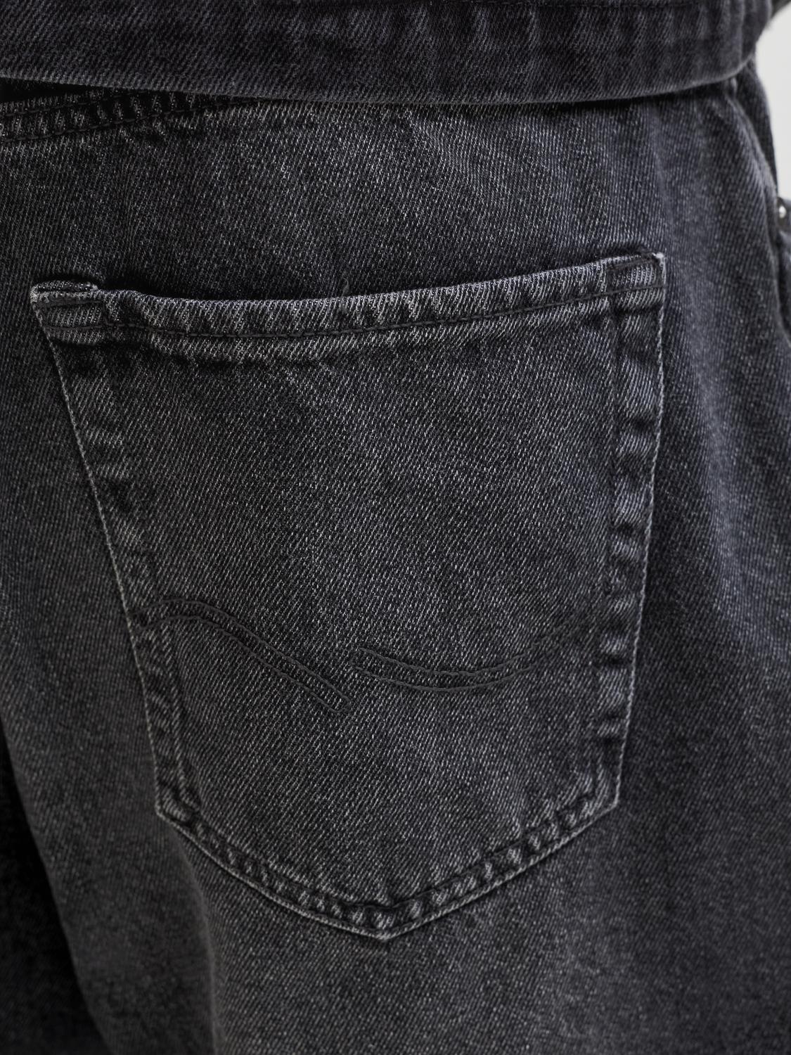 model_shot-detail