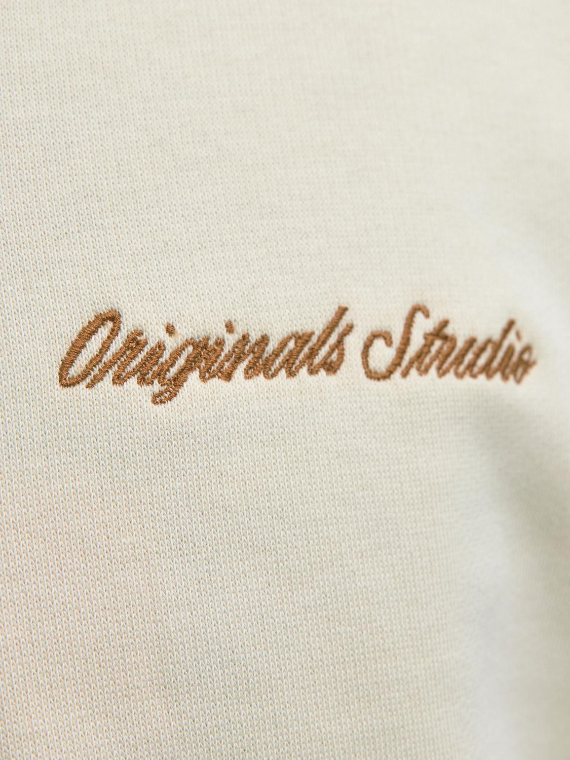 model_shot-detail