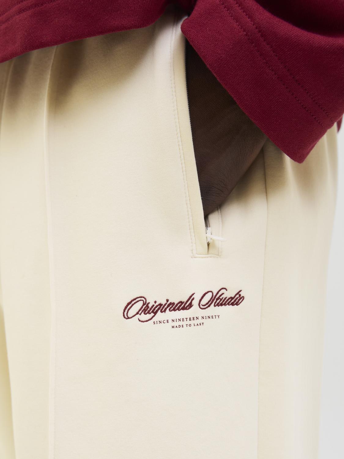 model_shot-detail
