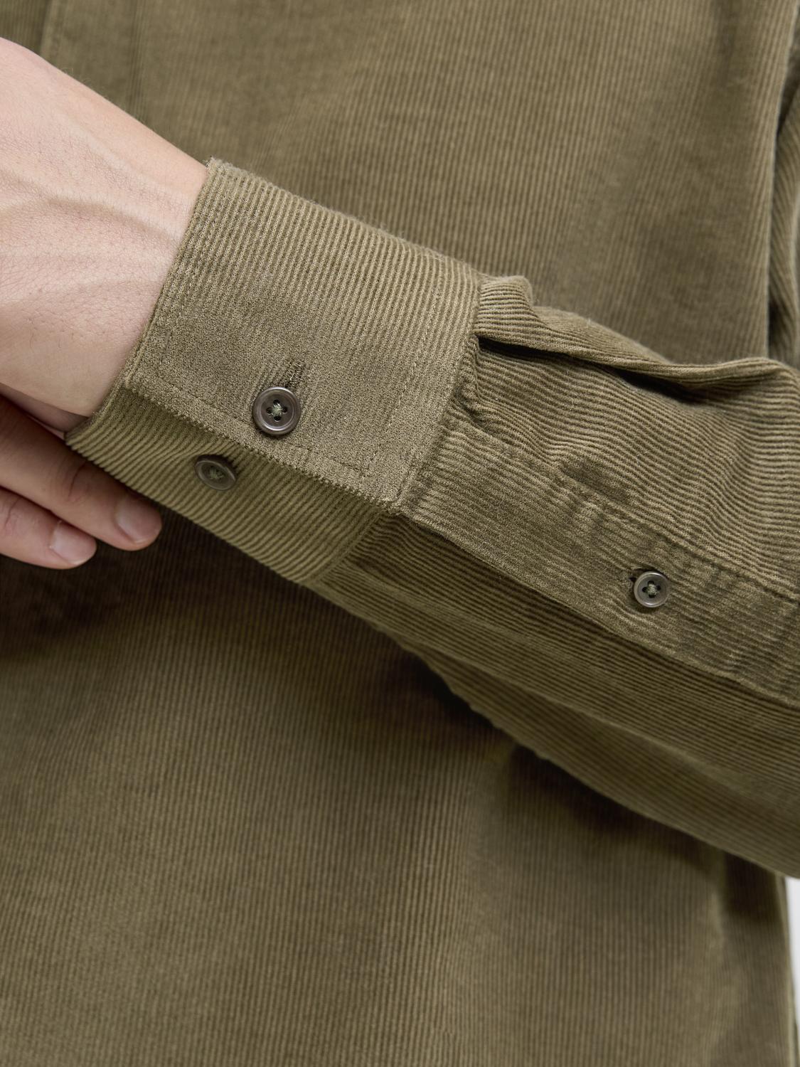 model_shot-detail
