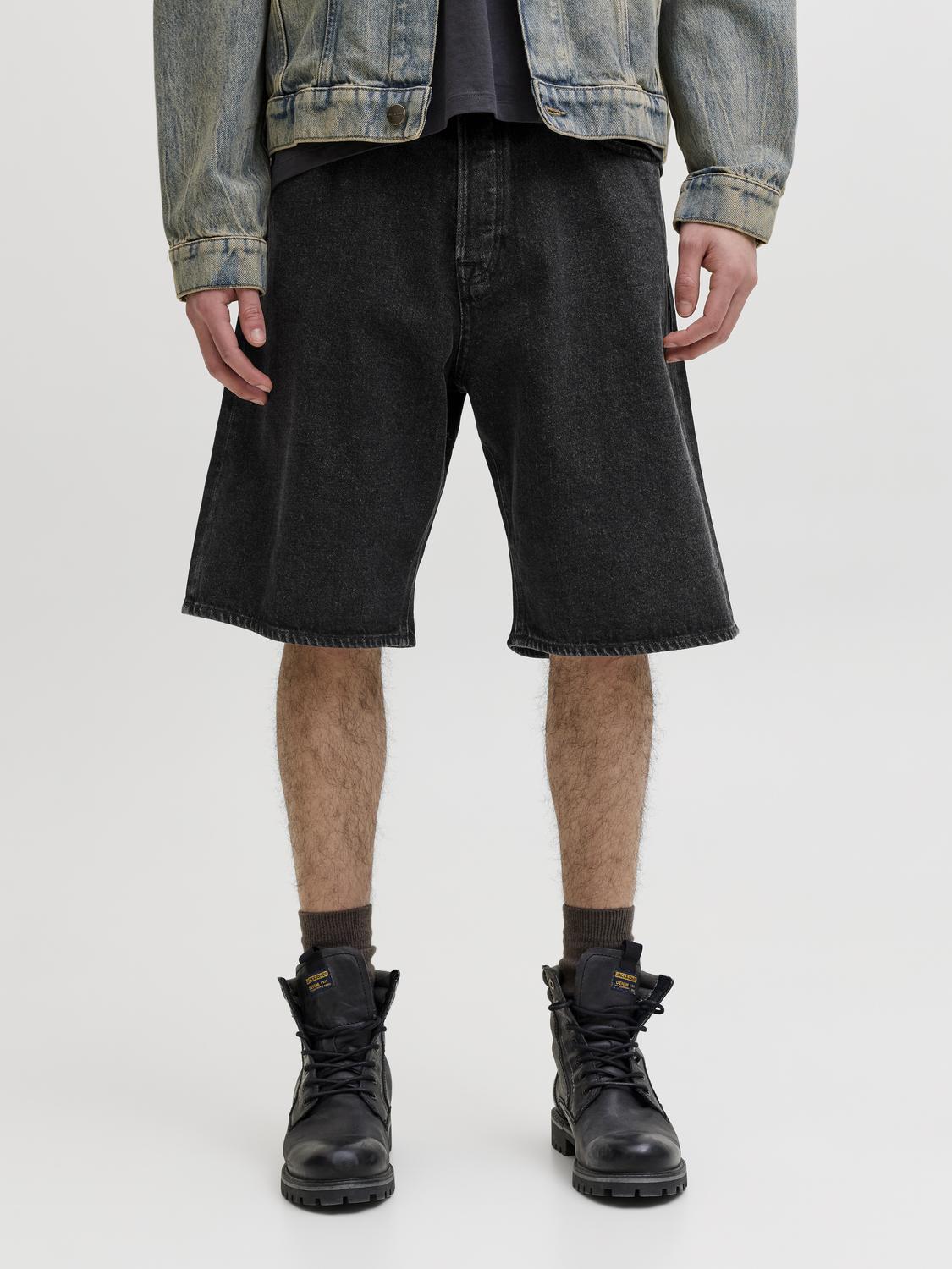model_shot-front
