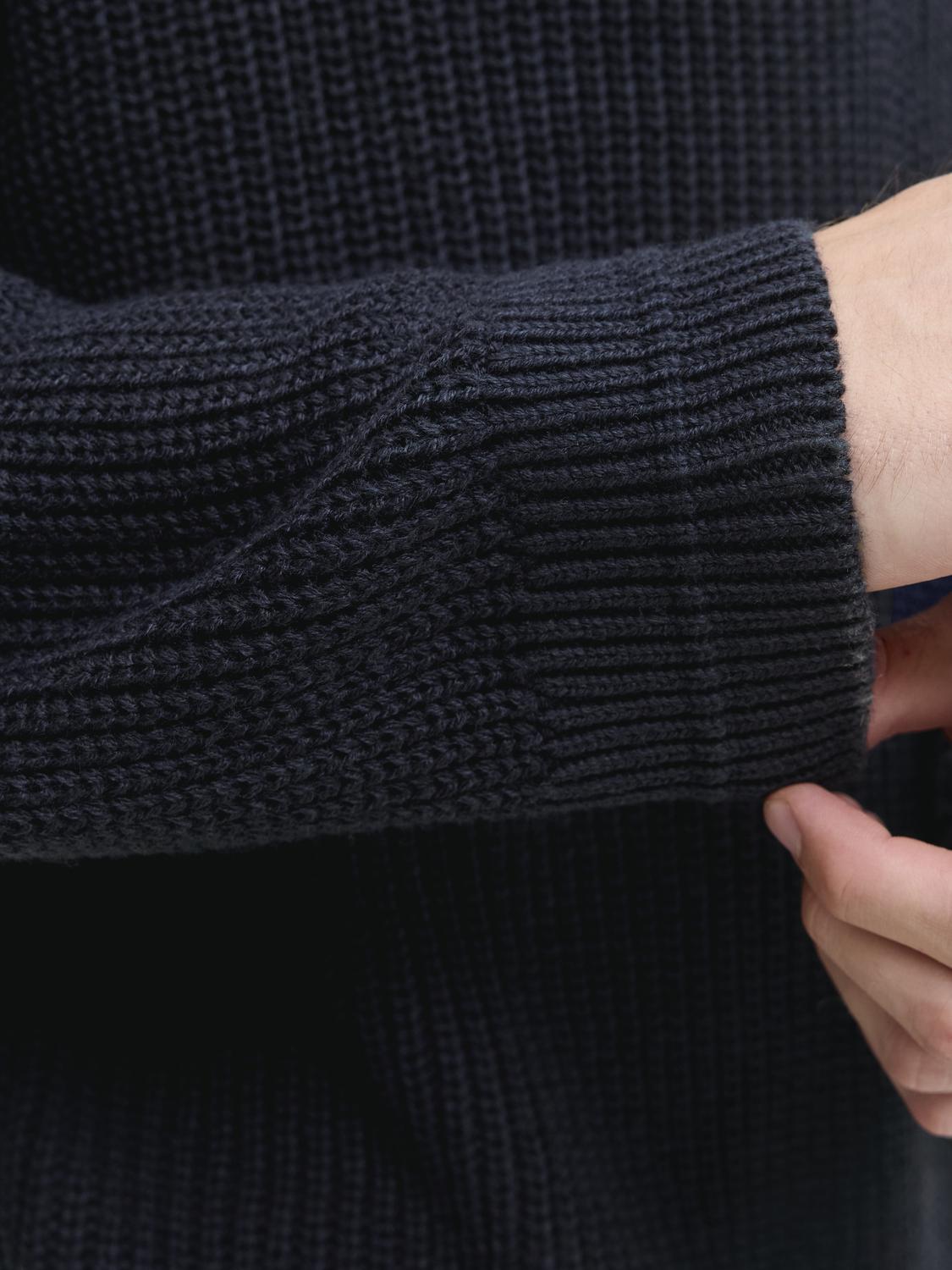 model_shot-detail
