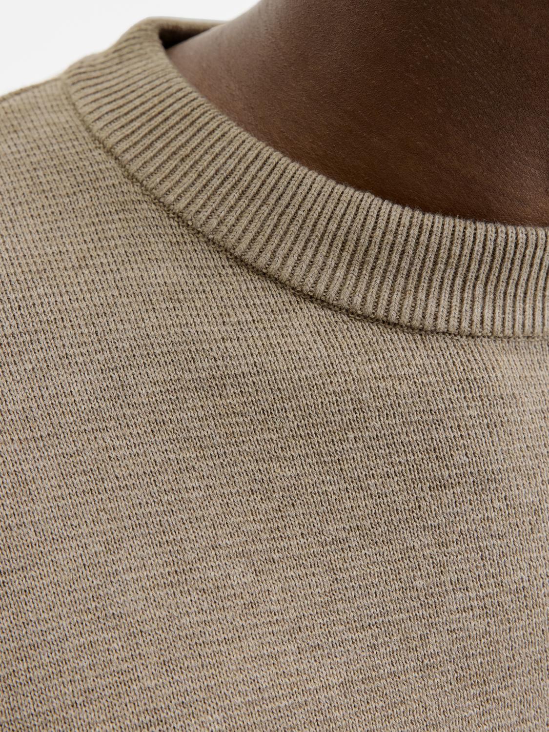model_shot-detail