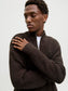 model_shot-creative