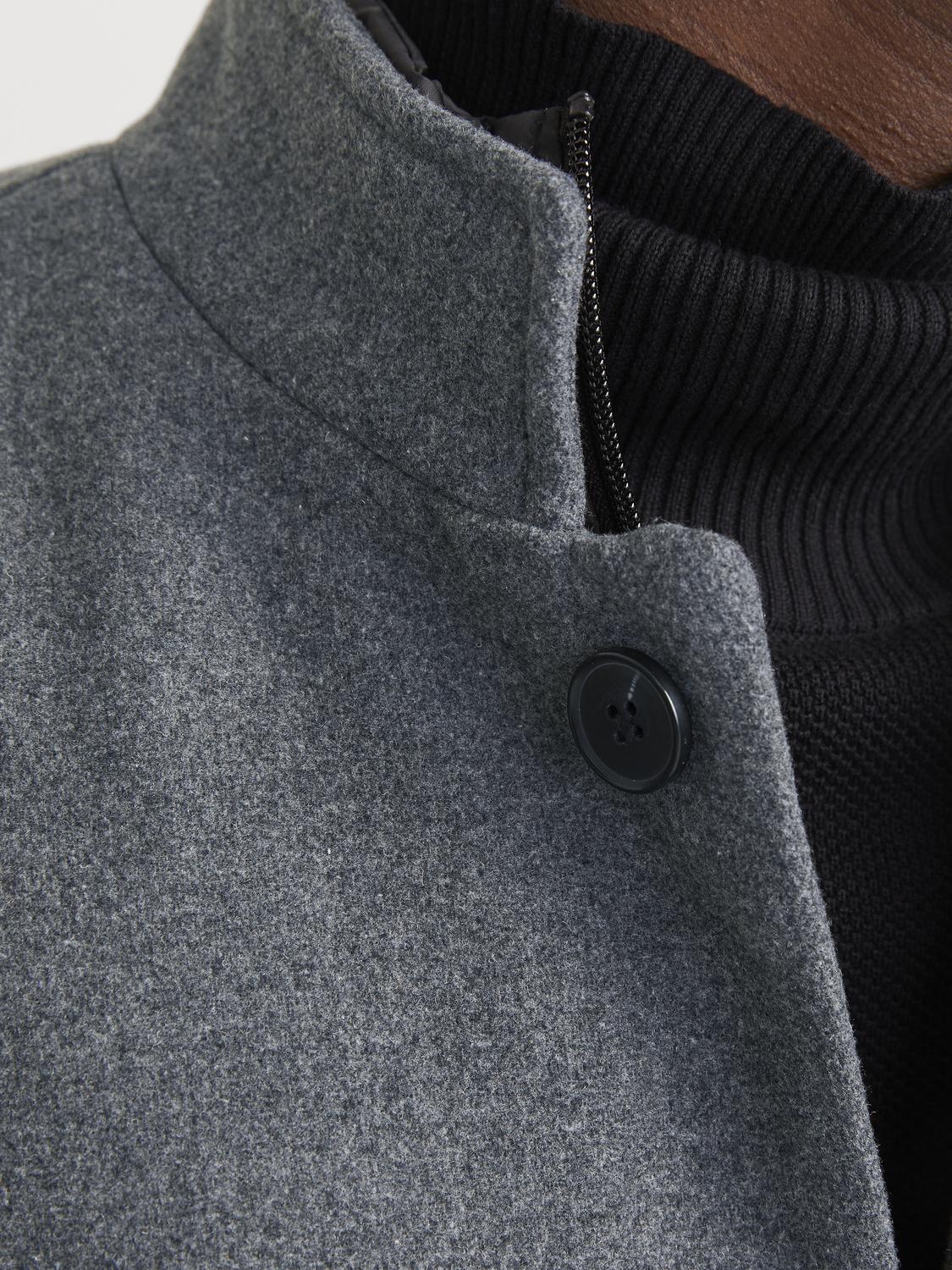 model_shot-detail