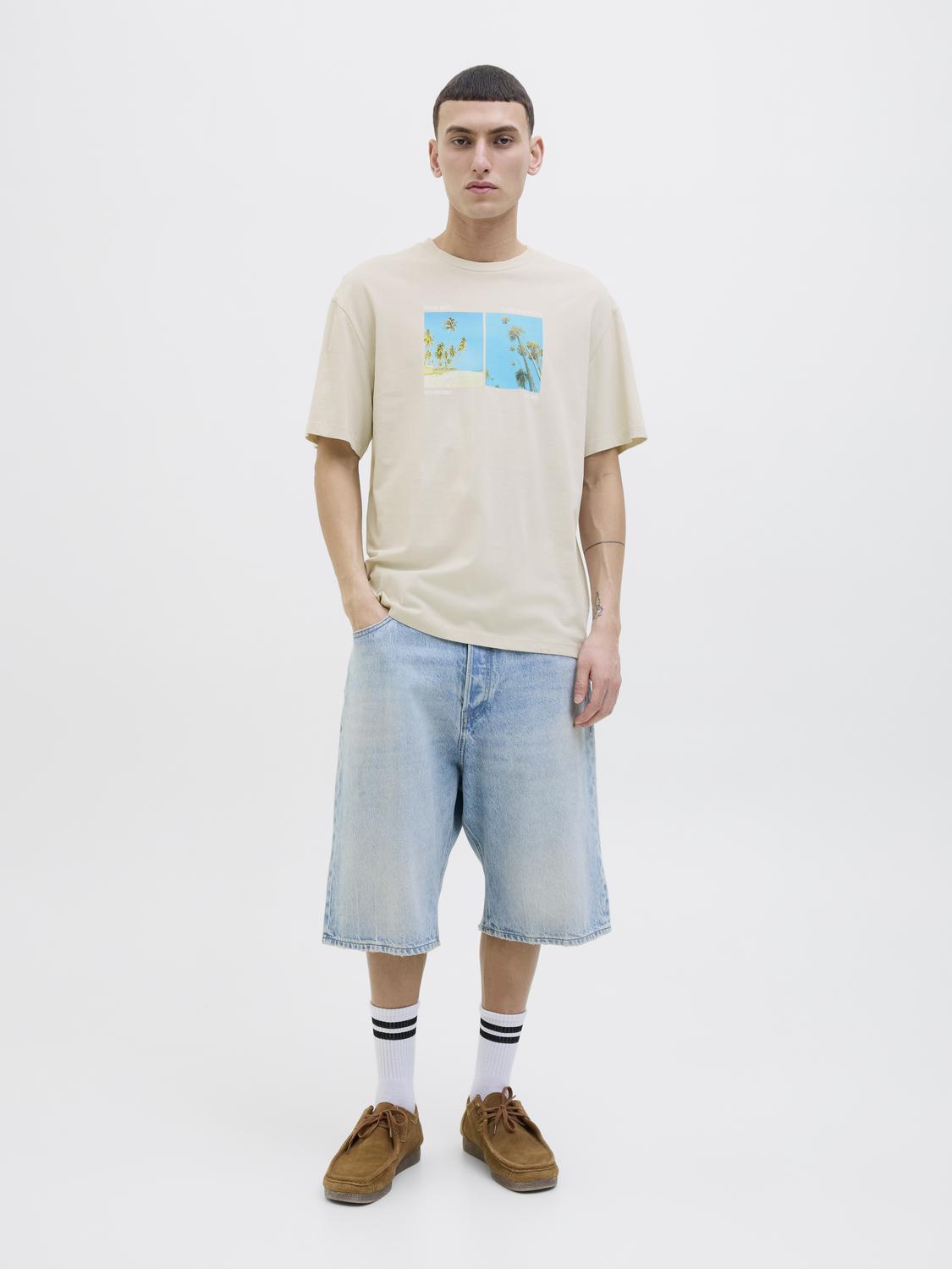 model_shot-front_full