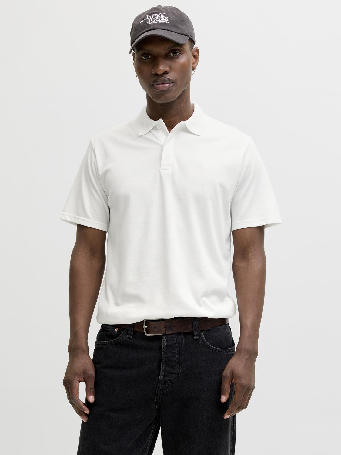 model_shot-front