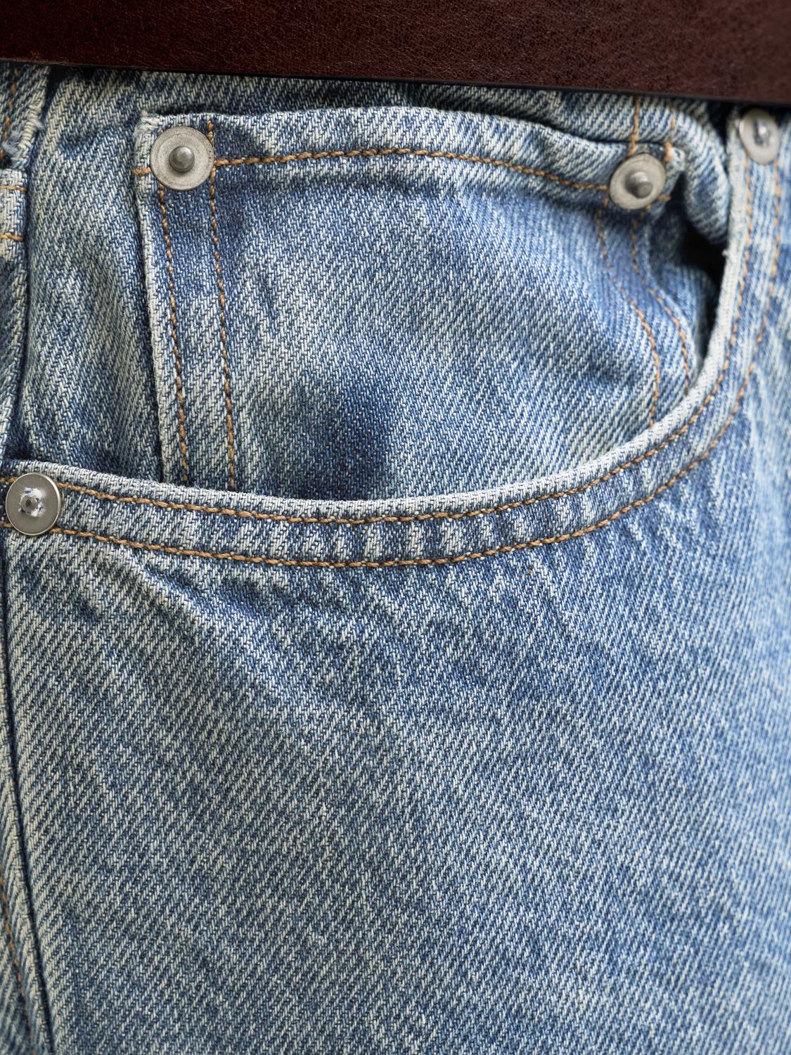 model_shot-detail