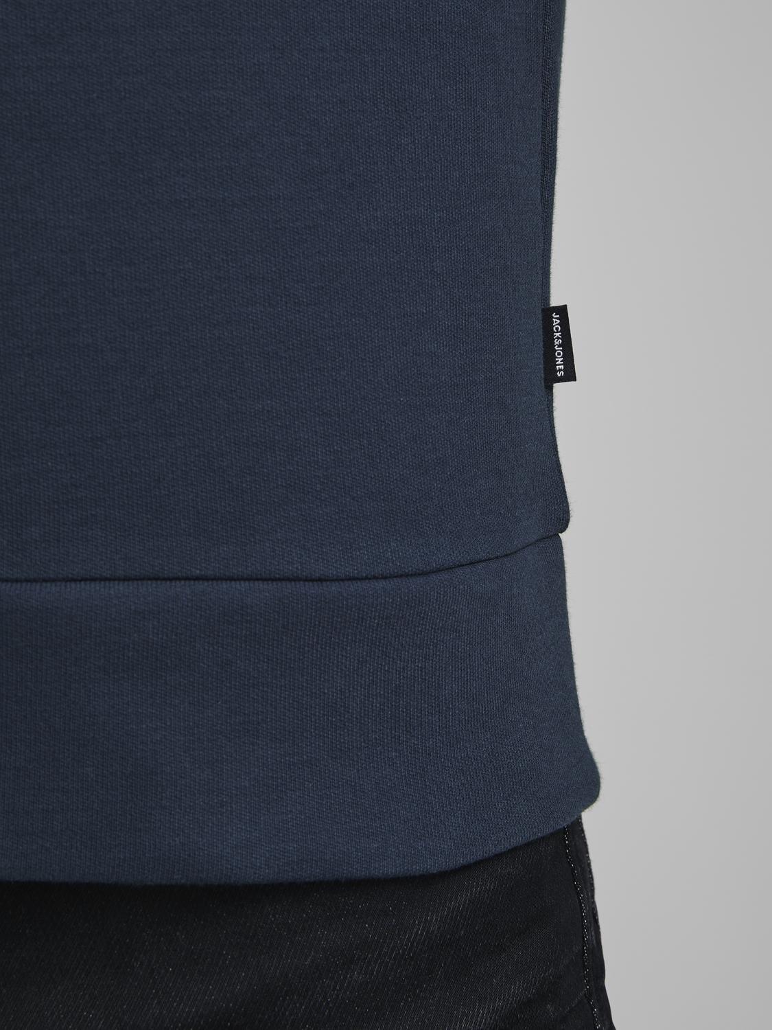 model_shot-detail