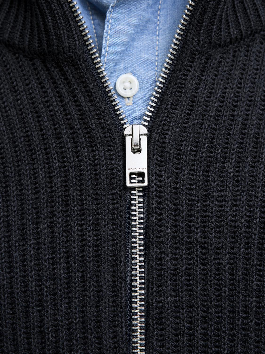 model_shot-detail