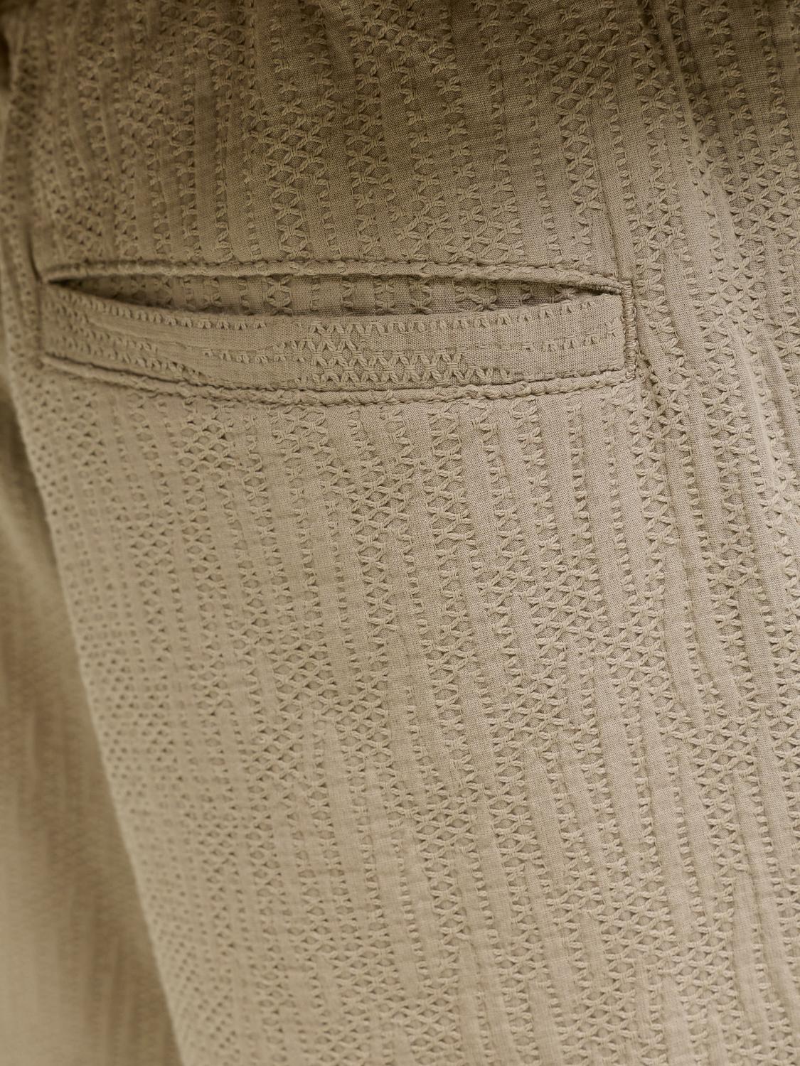 model_shot-detail