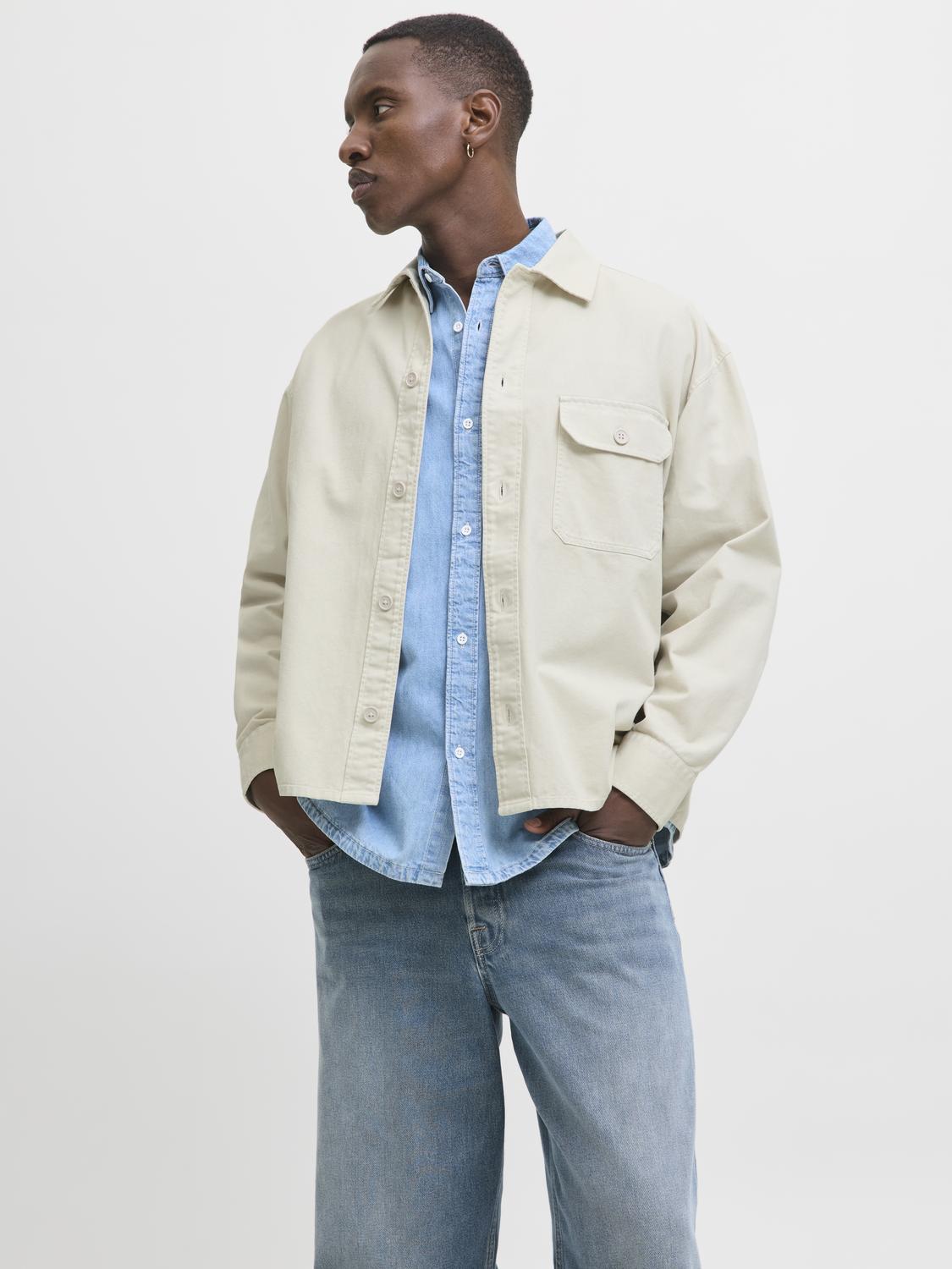 model_shot-front