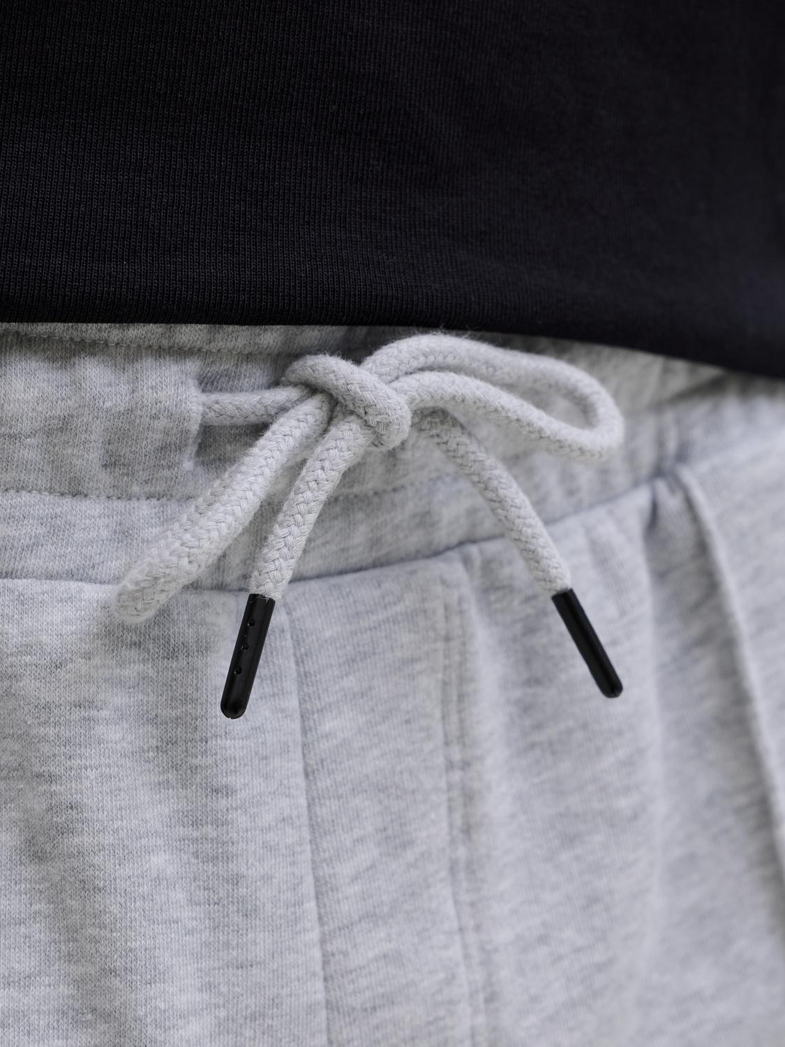 model_shot-detail