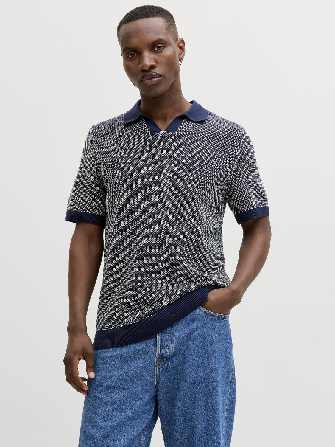 model_shot-front
