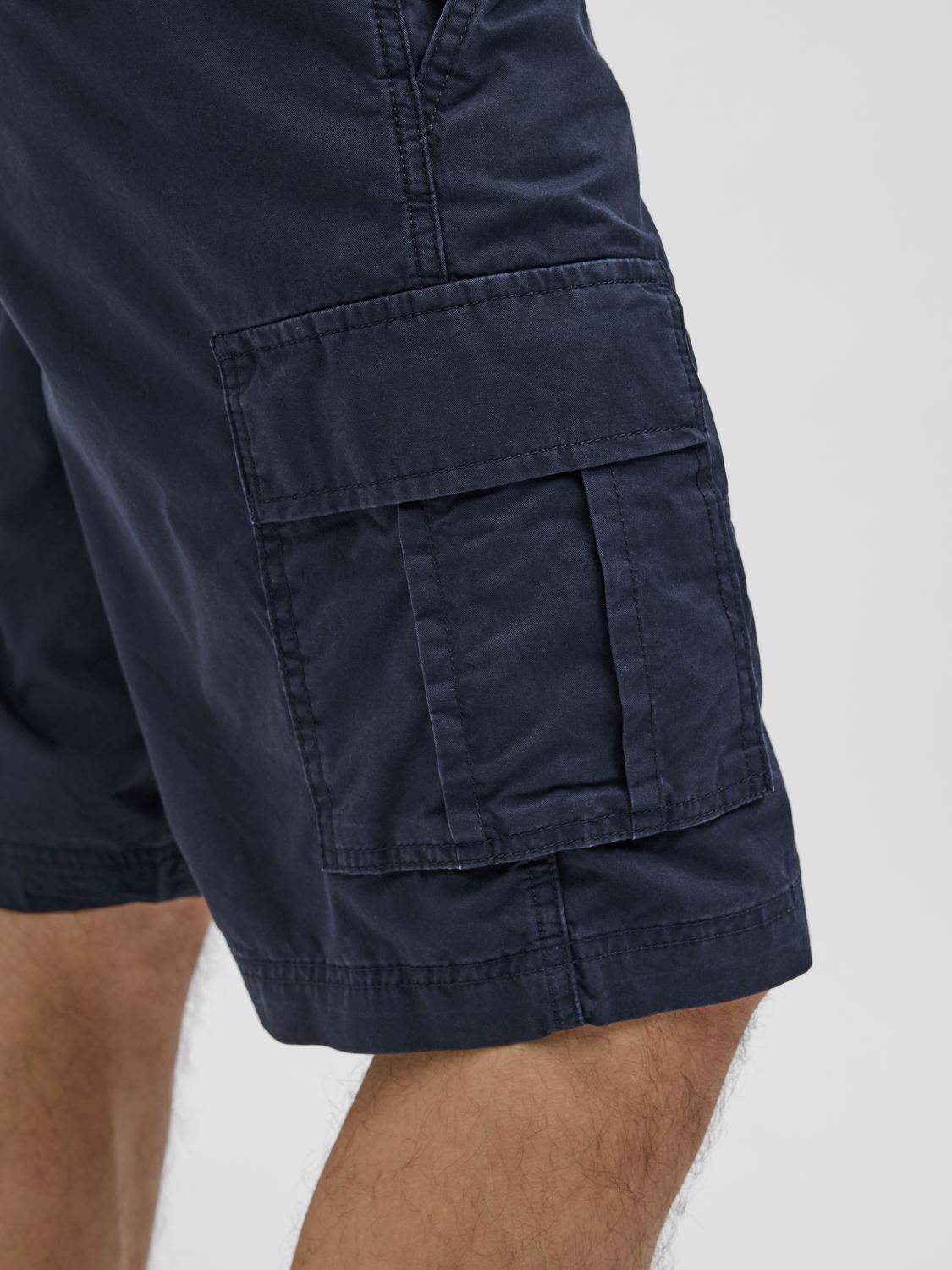 model_shot-detail