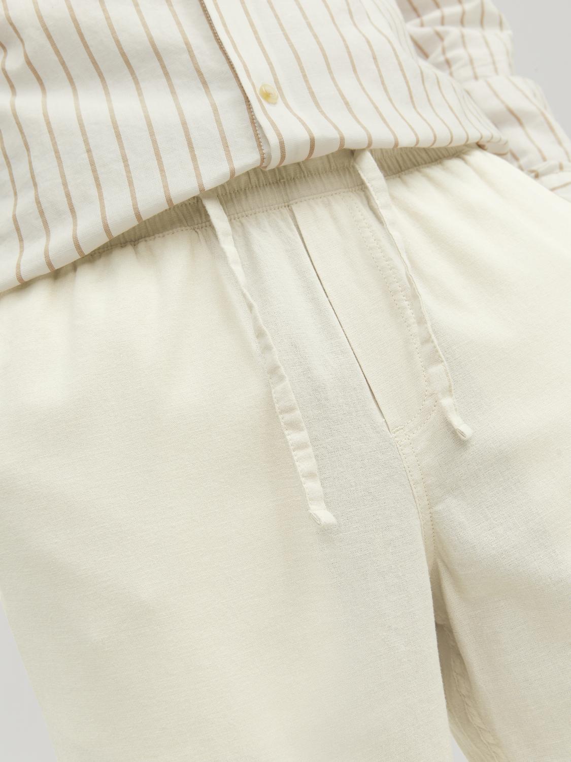 model_shot-detail