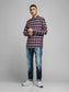 model_shot-front_full