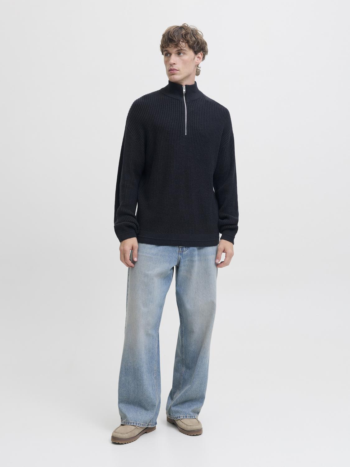 model_shot-front_full