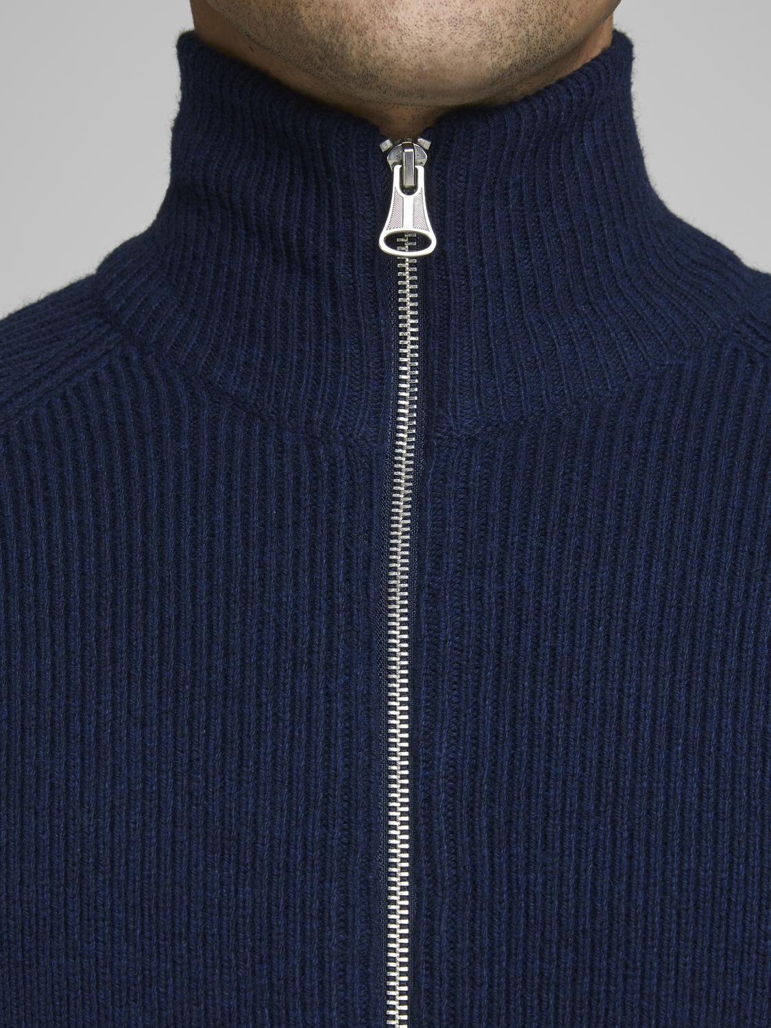 model_shot-detail