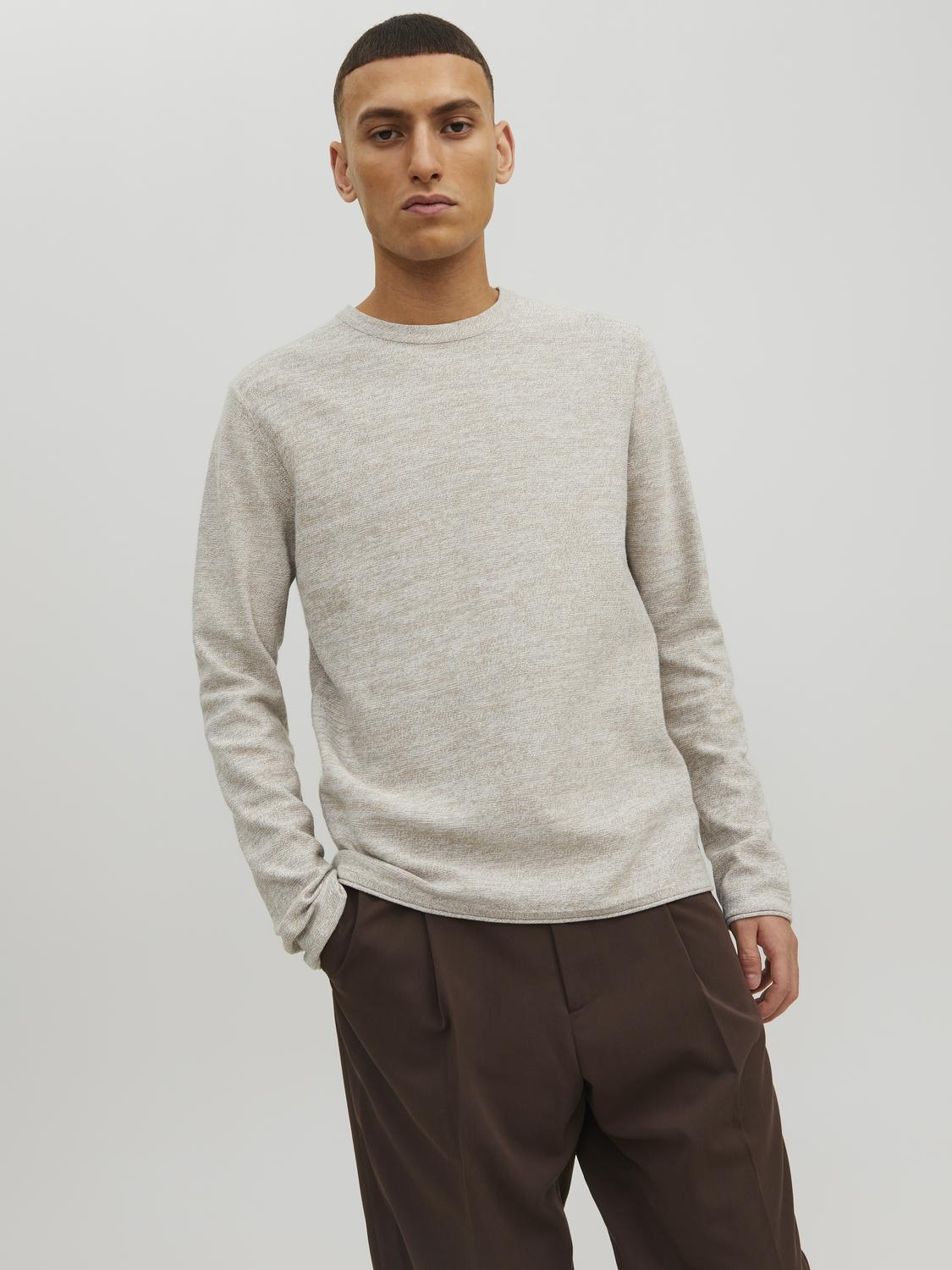 model_shot-front