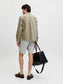 model_shot-back