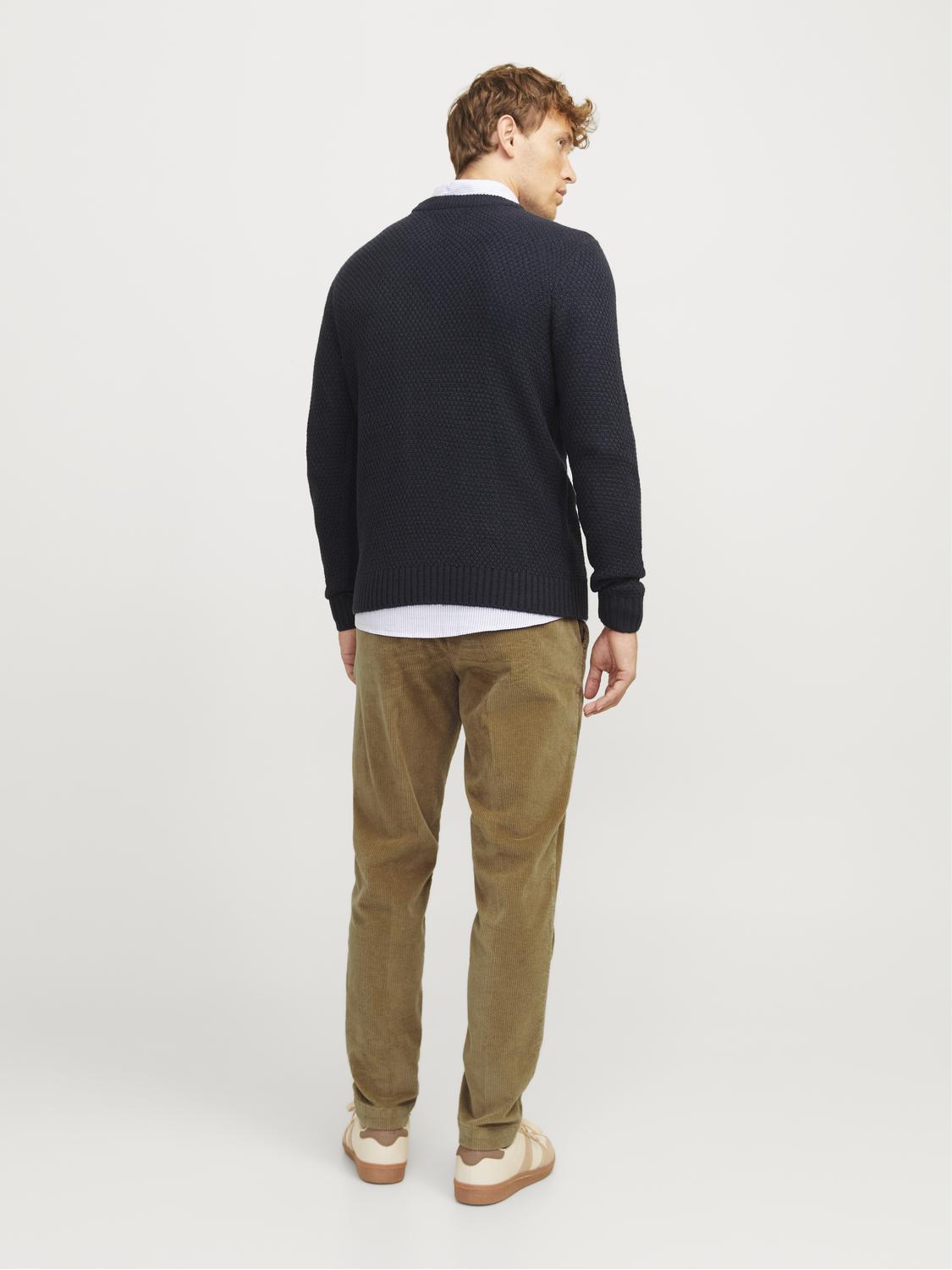 model_shot-back