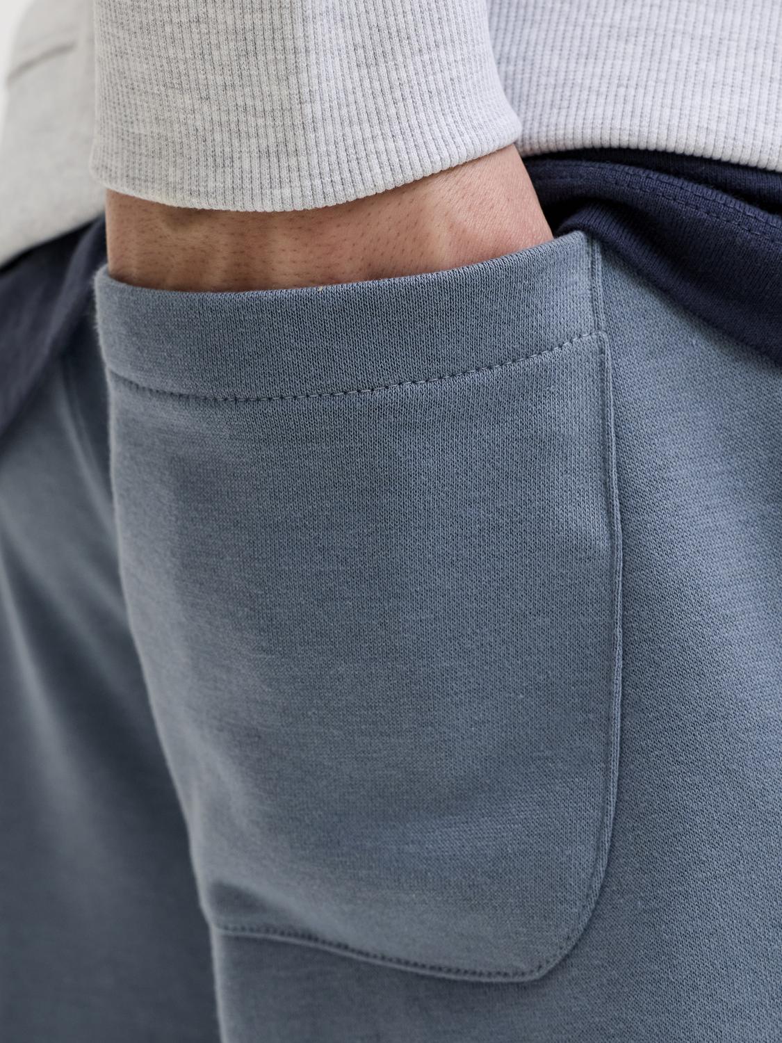 model_shot-detail