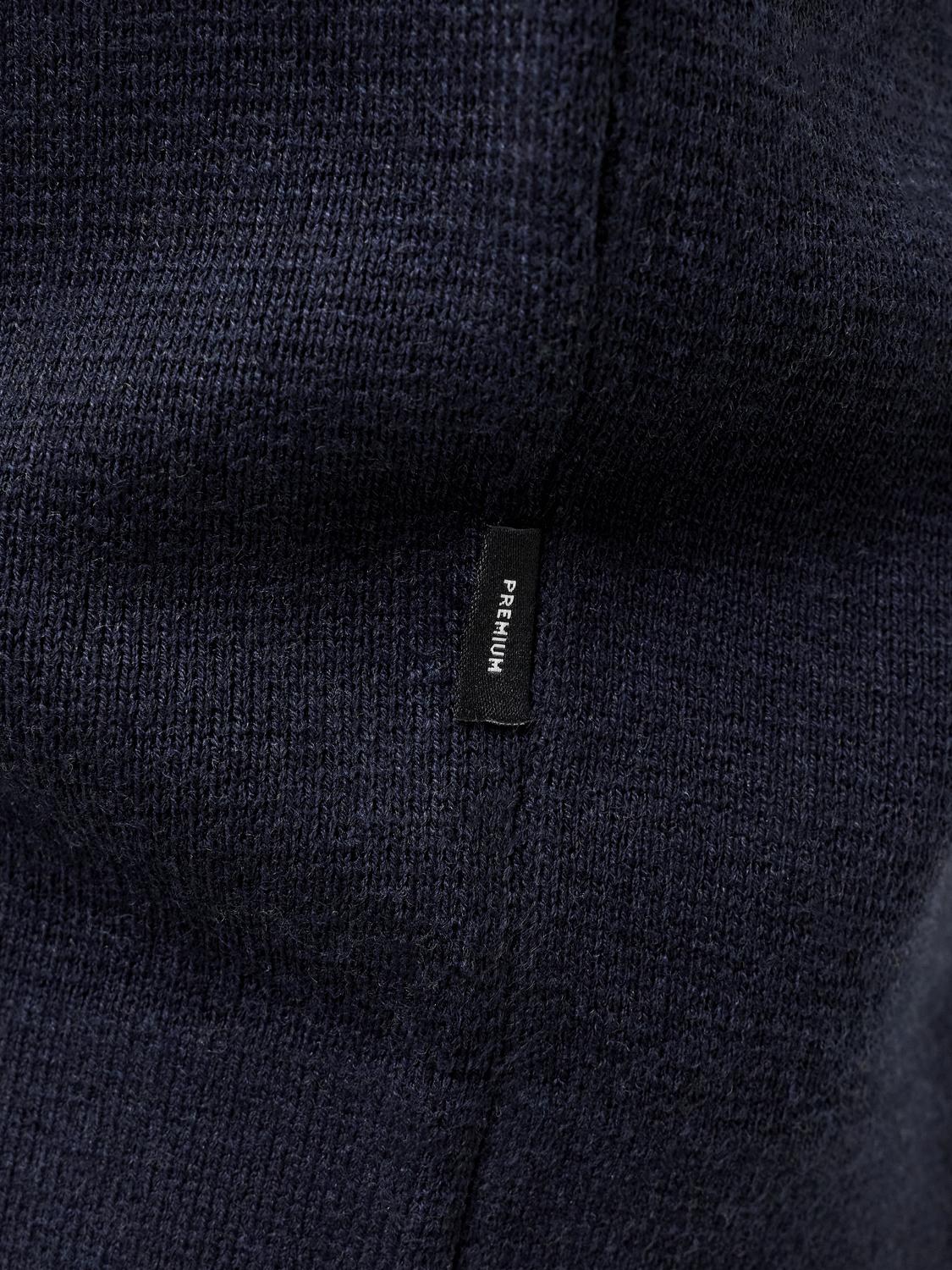 model_shot-detail