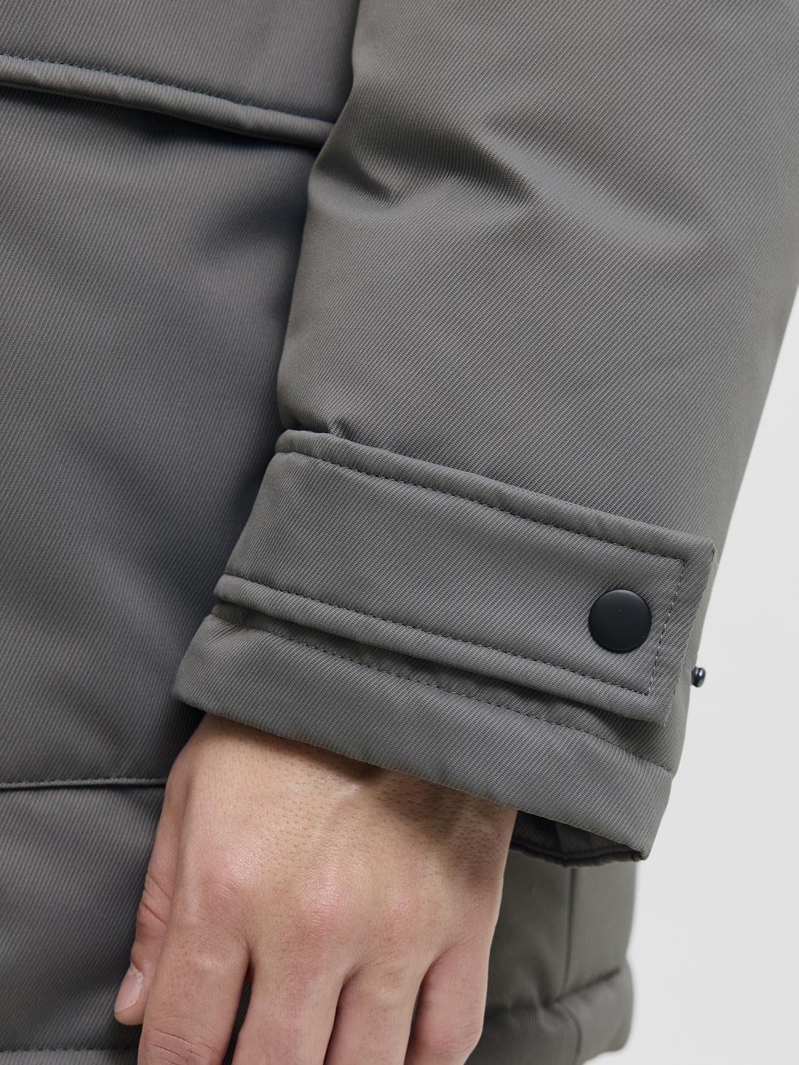 model_shot-detail