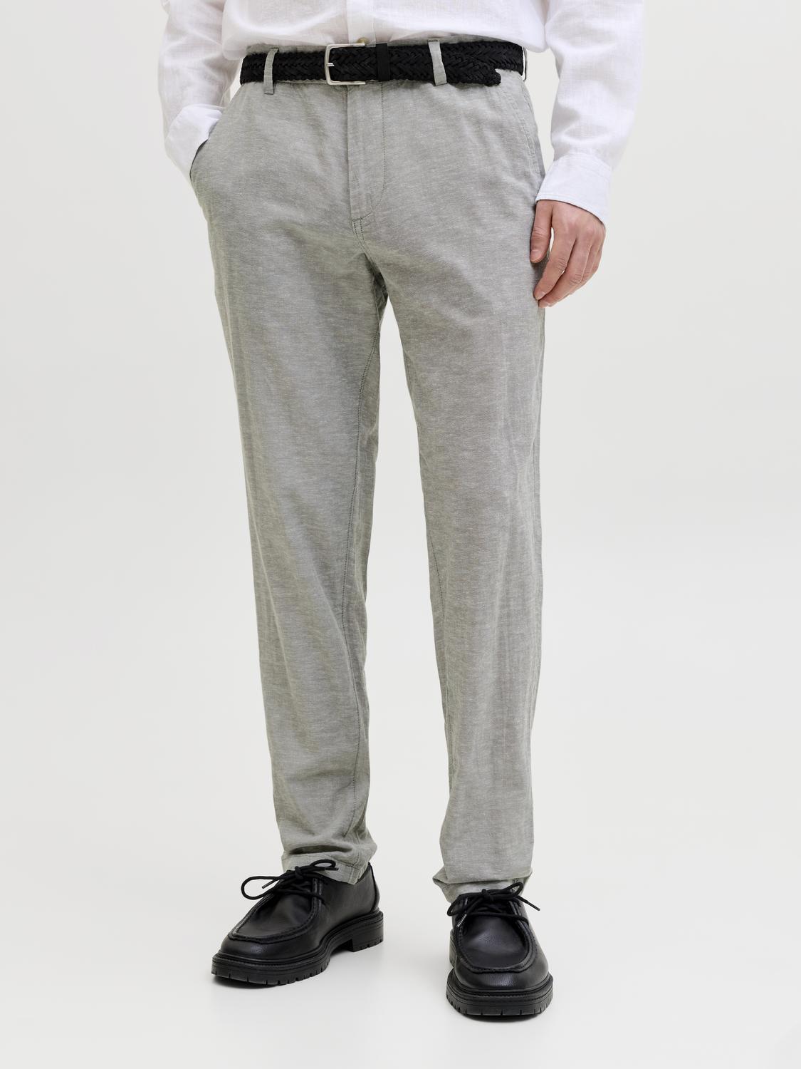 model_shot-front