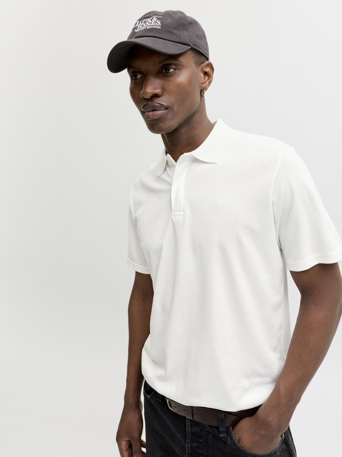 model_shot-creative