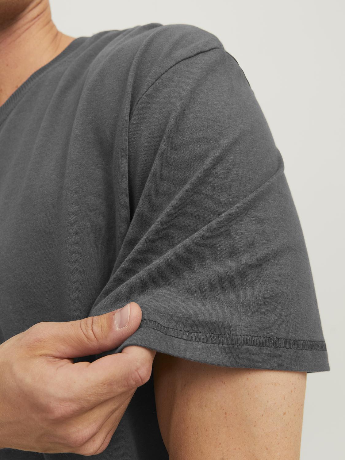 model_shot-detail