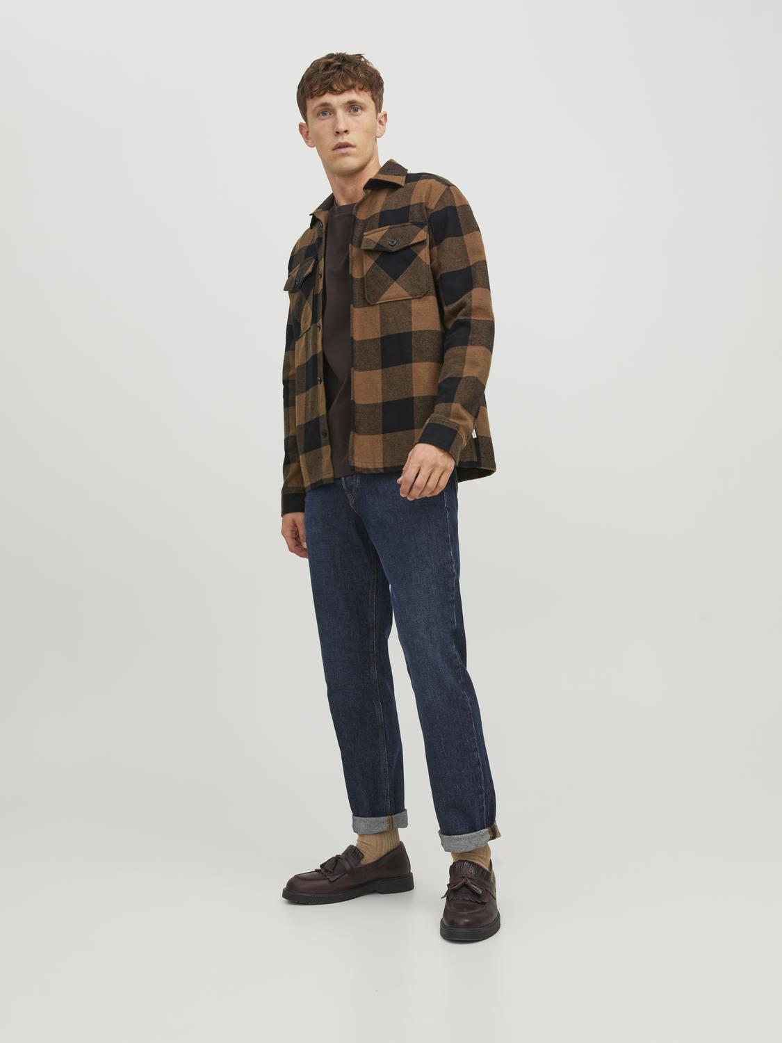 model_shot-front_full