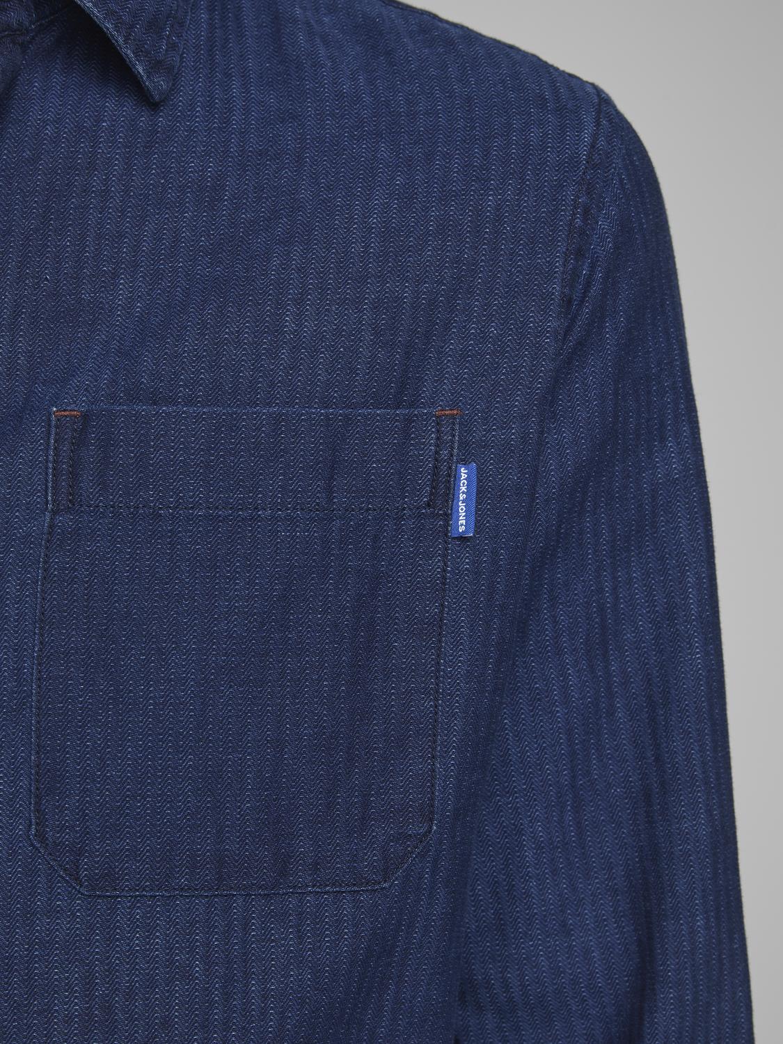 model_shot-detail